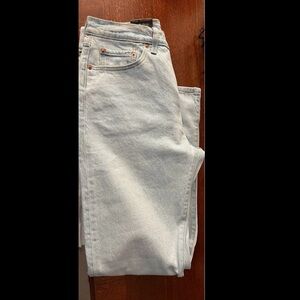Levi's Lightwash Straight-Leg Women's Jeans